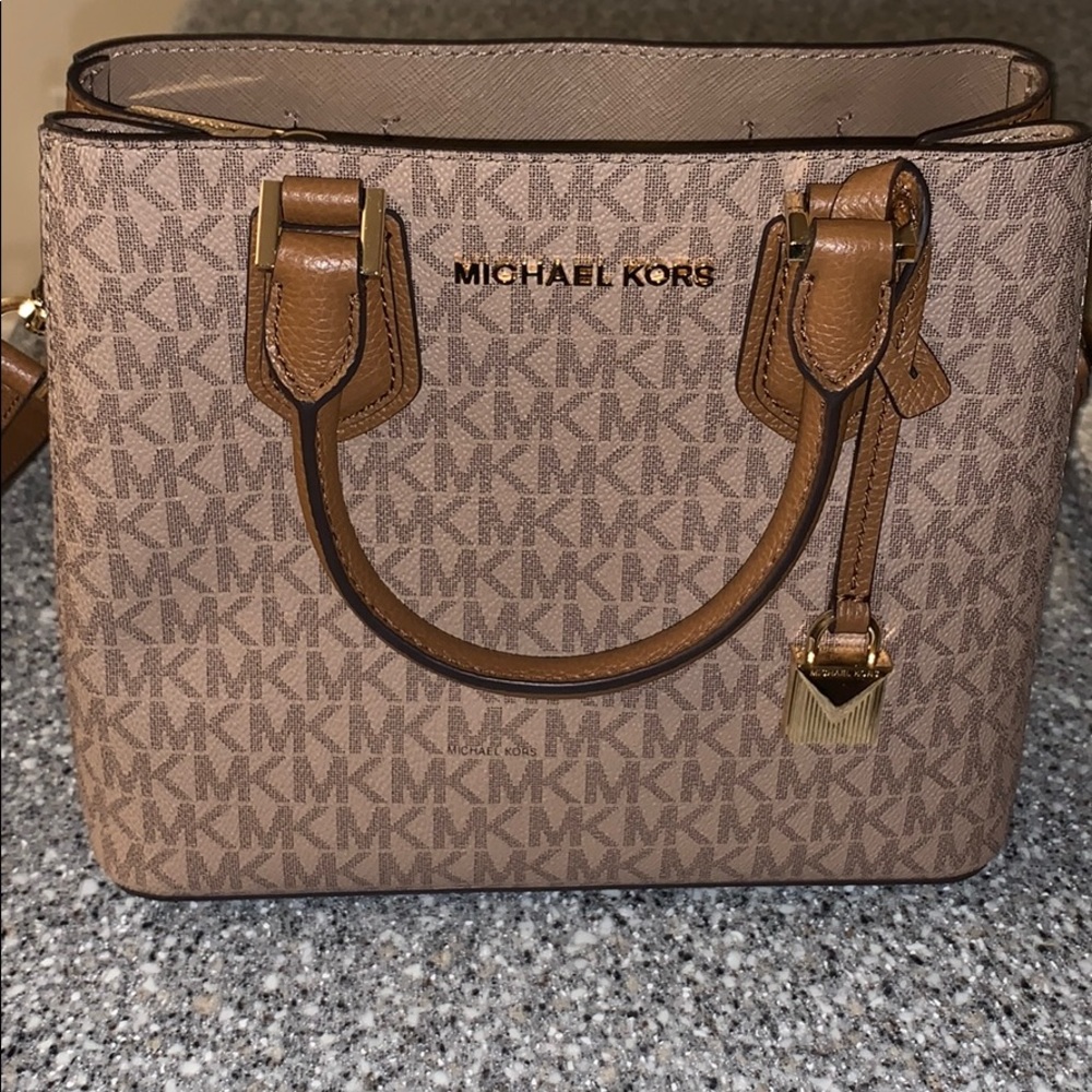 Brand new never worn once Michael Kors satchel bag